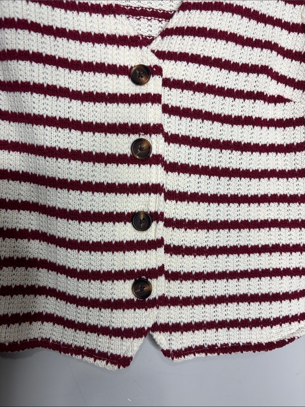 Reitman’s Knit Striped Crochet Button Front V-Neck Vest, size S - Picture 5 of 10